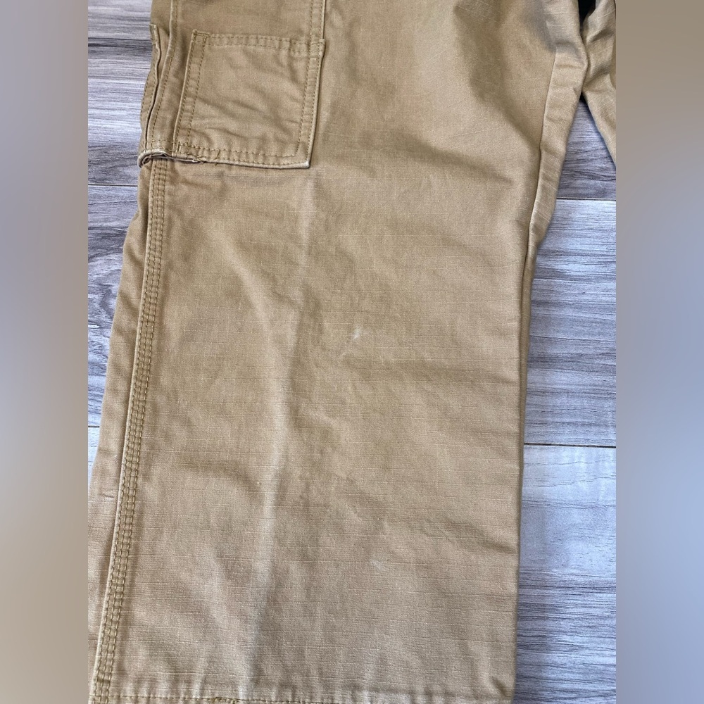 Wrangler Workwear Cargo Pants Mens 34x31 Canvas Khaki Tan Heavy Duty Distressed - Picture 3 of 9